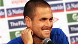 Joe Cole chính thức gia nhập Liverpool: Thêm một món hàng "free"